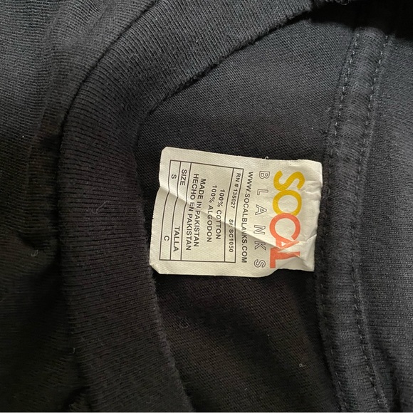 Falling in reverse long sleeve band Merch from 2023 tour - Picture 3 of 6